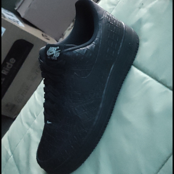 Nike AF1 Blk Croc Skin - Picture 2 of 3
